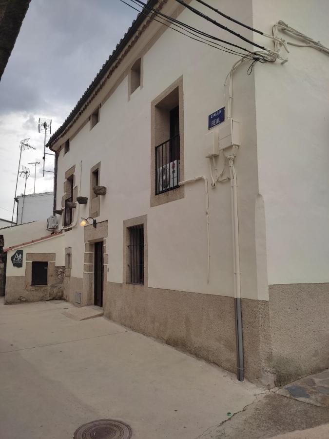 Albergue Turistico "San Blas" De Oliva De Plasencia Exteriör bild
