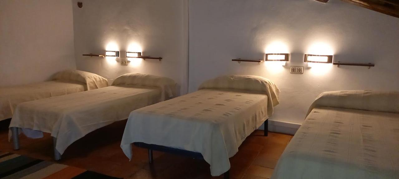 Albergue Turistico "San Blas" De Oliva De Plasencia Exteriör bild